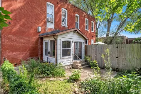 3238 California Ave, Saint Louis, MO 63118