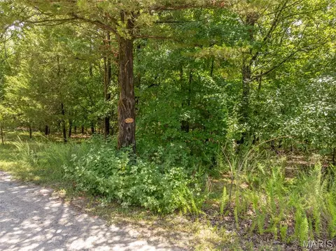 2625 Grendel Dr, Innsbrook, MO 63390