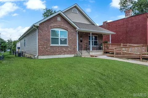 4047-4049 Cottage Ave, Saint Louis, MO 63113