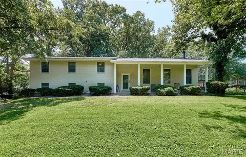 40 Fourfield Dr, Troy, MO 63379