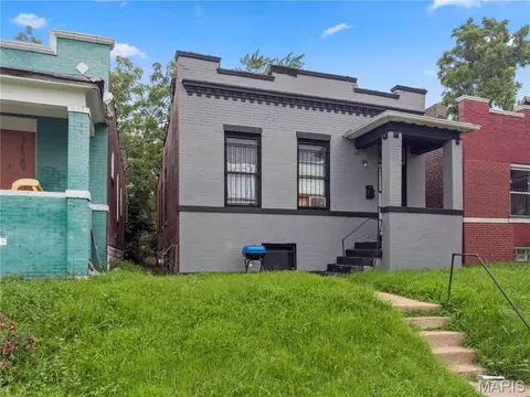 4239 Obear Ave, Saint Louis, MO 63107