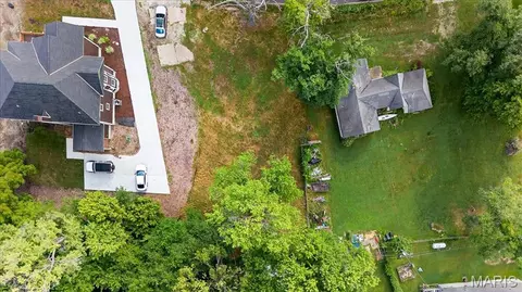 1217 Kiefer Creek Rd, Ballwin, MO 63021 photo 11