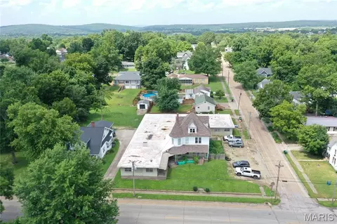 700 S Main St, Fredericktown, MO 63645
