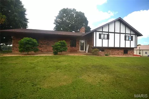 2606 Imbs Station Rd, Millstadt, IL 62260
