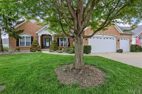 518 Legacy Pointe Dr, Saint Peters, MO 63376