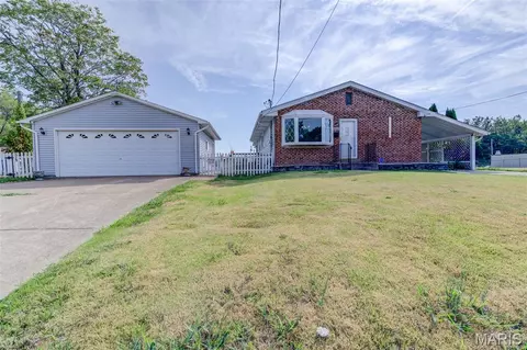 6008 Jackson Ave, Berkeley, MO 63134