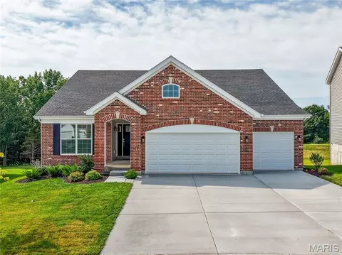 335 White Orchid Ct, Wentzville, MO 63385