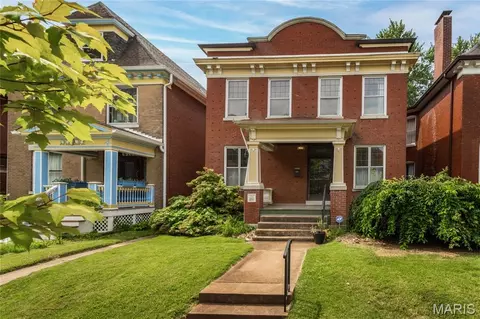 6170 Mcpherson Ave, Saint Louis, MO 63112