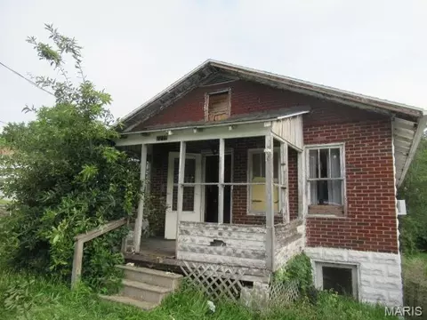 1215 W Randolph St, Vandalia, IL 62471