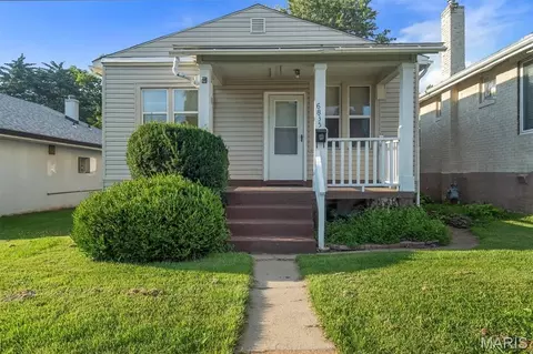 6835 Etzel Ave, University City, MO 63130