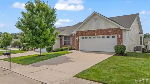 521 Villa Piazza Ct #27B, O'fallon, MO 63366