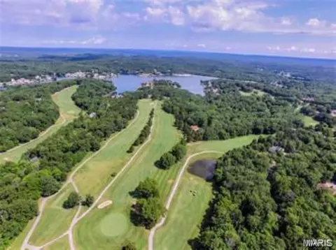 2 Par Ln, Hillsboro, MO 63050