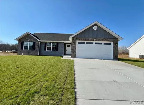 801 Lakeway Dr, Labadie, MO 63055