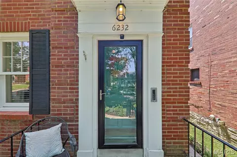 6232 Devonshire Ave, Saint Louis, MO 63109 photo 3