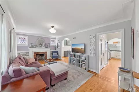 6232 Devonshire Ave, Saint Louis, MO 63109 photo 5