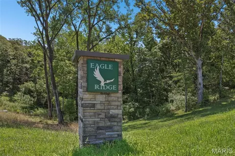 3 Forest Ridge Ln, Litchfield, IL 62056