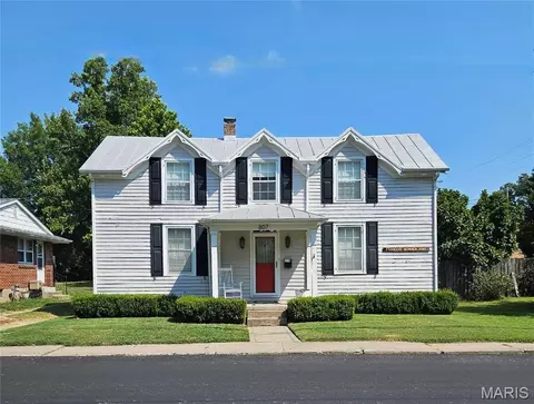 807 Market St, Sainte Genevieve, MO 63670