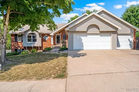 2706 Chambray Rd, Columbia, MO 65203