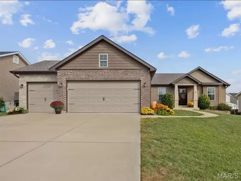 370 Glen Forest Dr, Troy, MO 63379