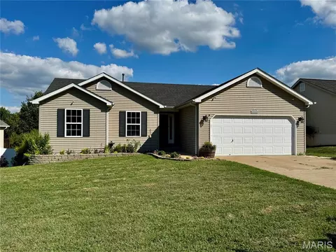450 Pevely Heights Dr, Pevely, MO 63070
