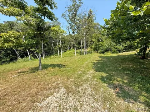 405 Mark Twain Loop, Union, MO 63084 photo 3