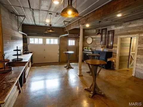 201 W Church St, Bowling Green, MO 63334