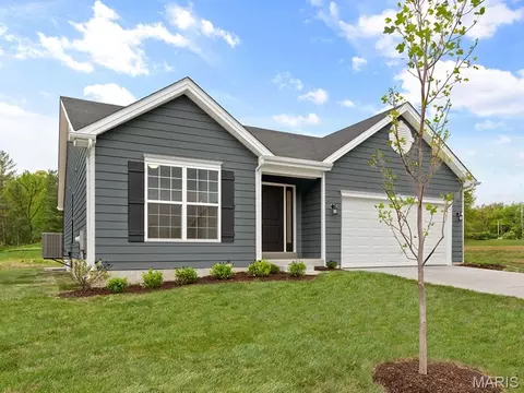 210 Red Fox Ct, Eureka, MO 63025