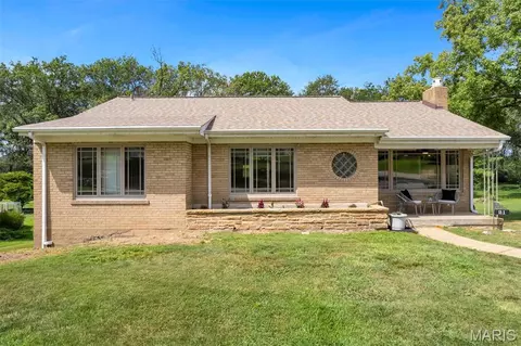 21 Willmore Rd, Saint Louis, MO 63109 photo 1