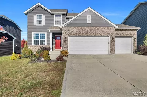 707 Myatt Dr, Wentzville, MO 63385