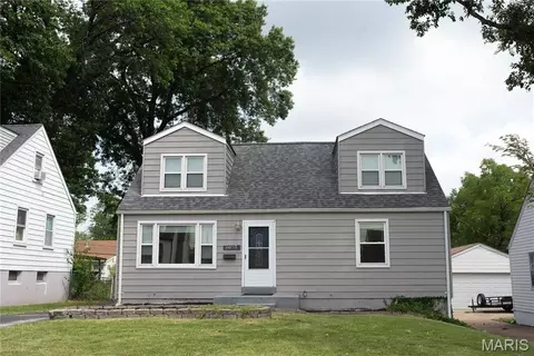 9833 Zykan Dr, Overland, MO 63114