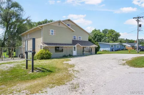 1106 Lafayette, Edina, MO 63537