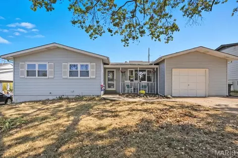 10822 Antrill Dr, Green Park, MO 63123