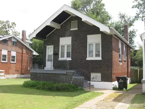 6264 Cabanne Ave, University City, MO 63130