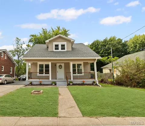 2641 Sidney St, Alton, IL 62002