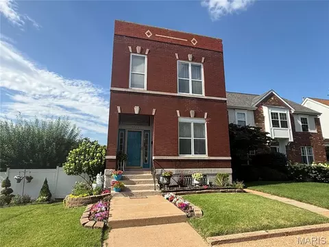 2935 Saint Vincent Ave, Saint Louis, MO 63104