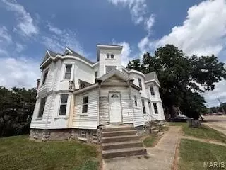 502 W College Ave, Jacksonville, IL 62650