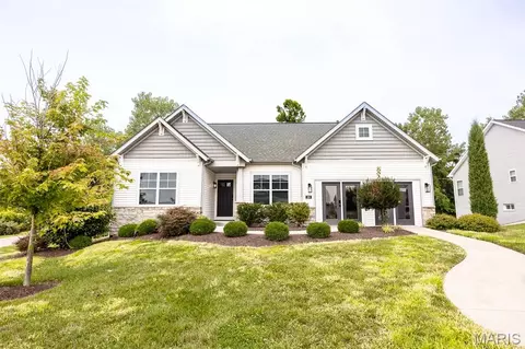 206 Grand Rapids Ln, Edwardsville, IL 62025