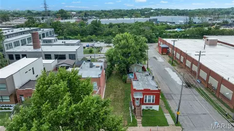 4368 Hunt Ave, Saint Louis, MO 63110