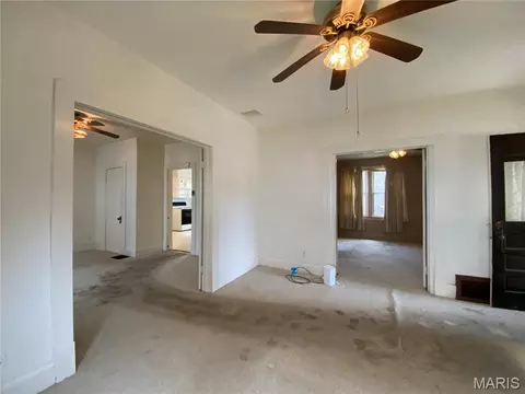 Living - 217 W 6th St, Hermann, MO 65041 photo 2 of 4