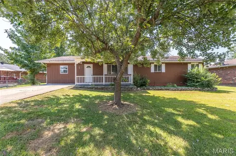 146 Hampton Ct, Poplar Bluff, MO 63901