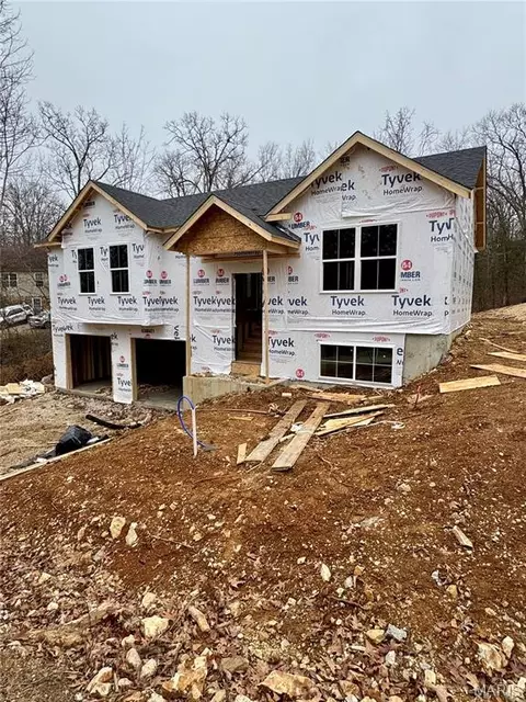 2942 Marathon Dr, De Soto, MO 63020