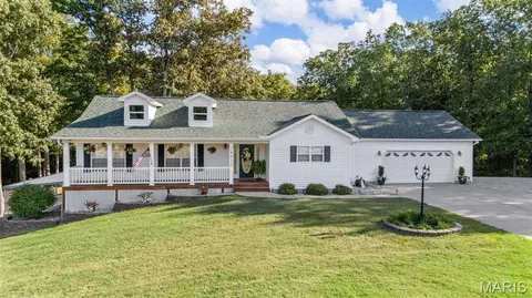 28012 Deer Trl, Jonesburg, MO 63351