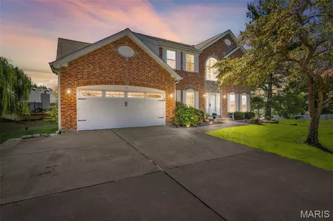 32 Gulf Shores Dr, O'fallon, MO 63368