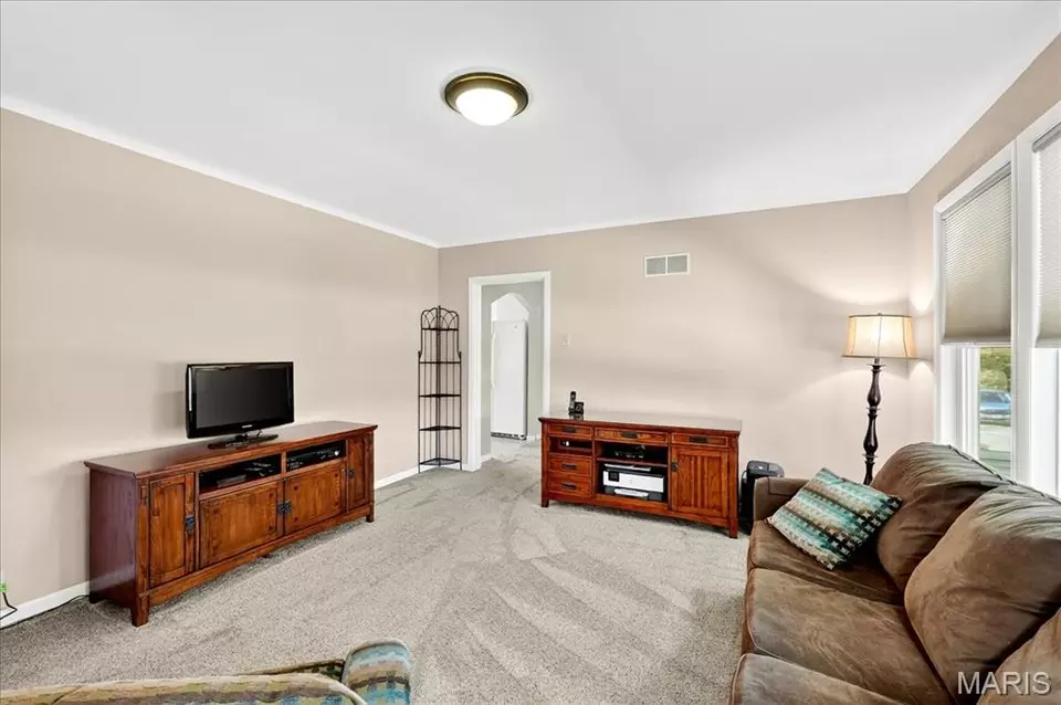 Living - 4636 Gravois Rd, House Springs, MO 63051 photo 2 of 2