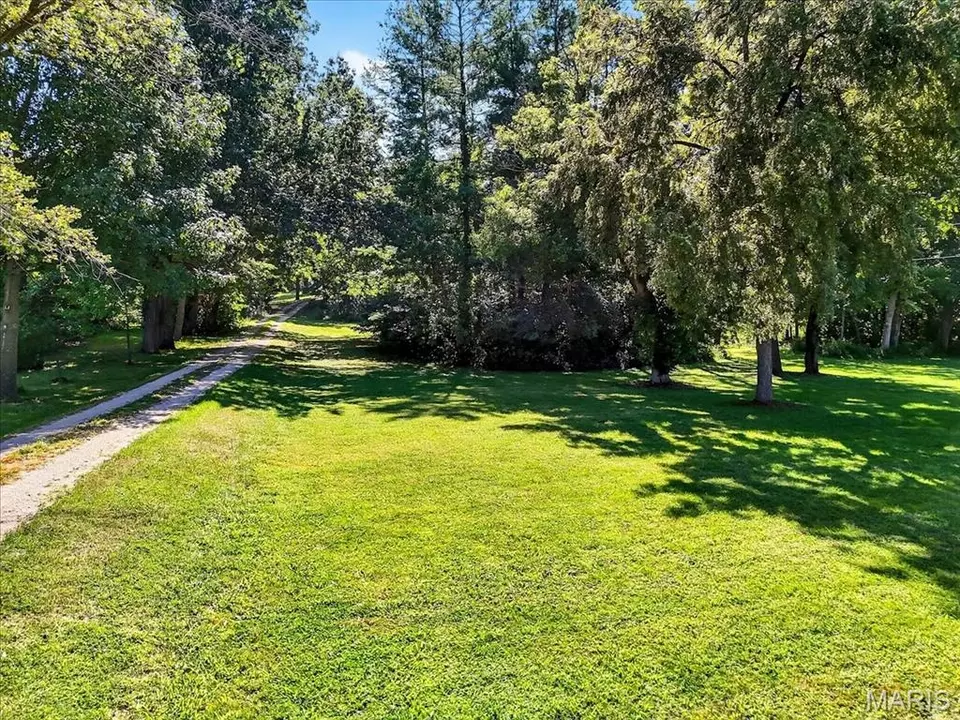 Exterior - 4636 Gravois Rd, House Springs, MO 63051 photo 13 of 14