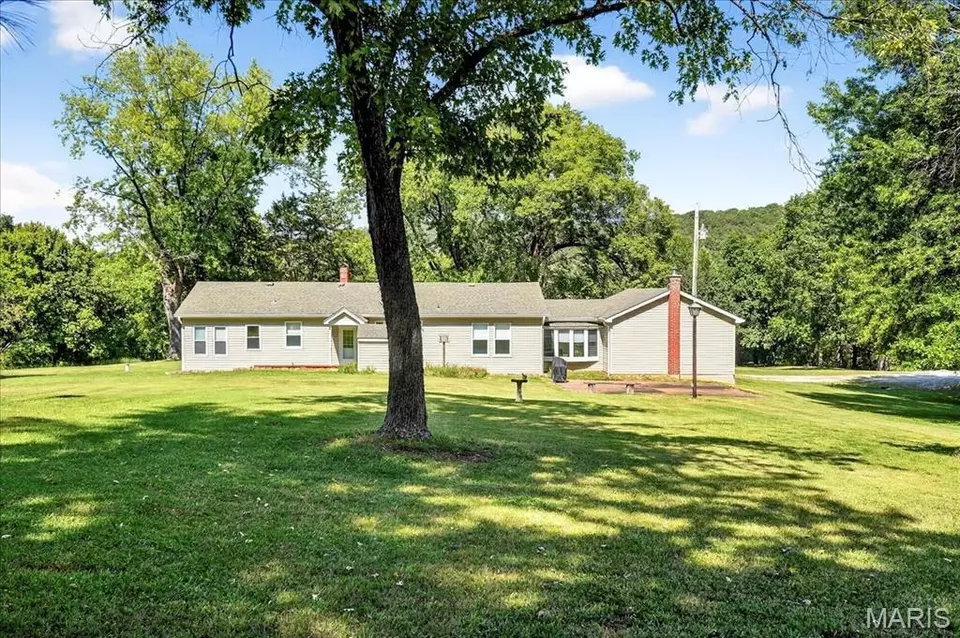 Exterior - 4636 Gravois Rd, House Springs, MO 63051 photo 5 of 14