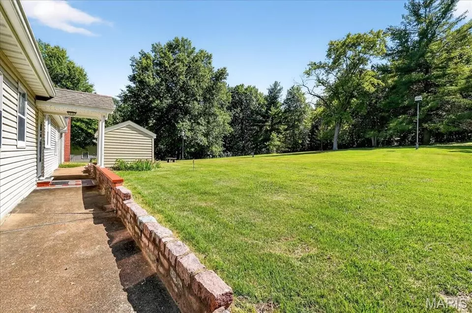 Exterior - 4636 Gravois Rd, House Springs, MO 63051 photo 3 of 14