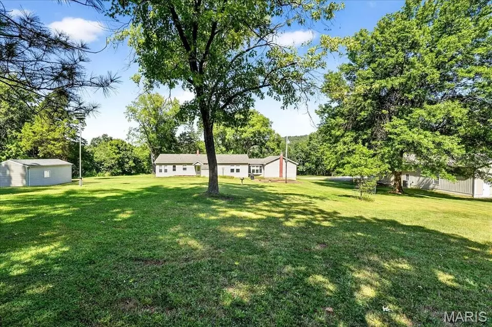 Exterior - 4636 Gravois Rd, House Springs, MO 63051 photo 6 of 14