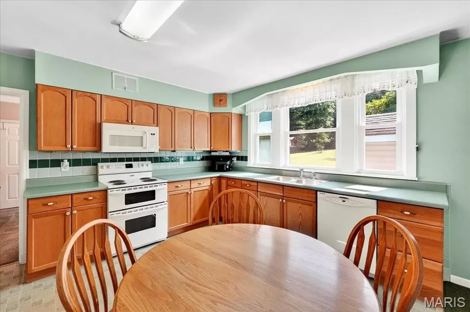Kitchen - 4636 Gravois Rd, House Springs, MO 63051 photo 2 of 3