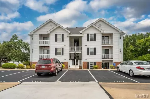 103 Jubilee Hill Dr #L, Wildwood, MO 63040